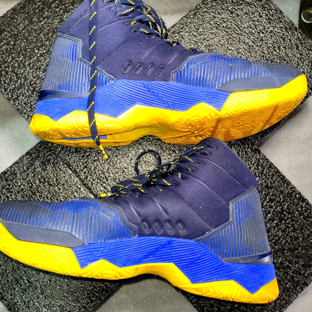 UA Steph Curry 2.5 Dub Nation Basketball Sneakers